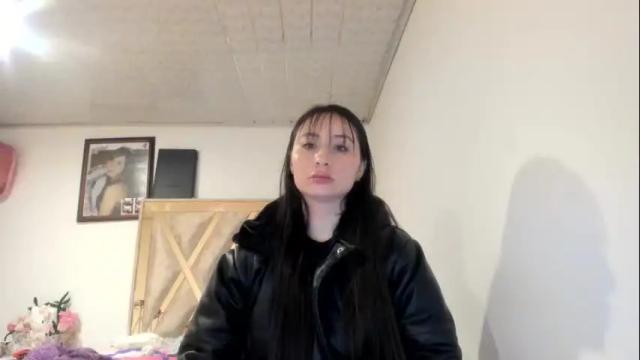 Image 3 of mia_kanee Stream on Chaturbate on 1 month ago