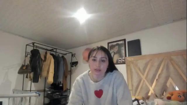 Image 2 of mia_kanee Stream on Chaturbate on 29 days ago