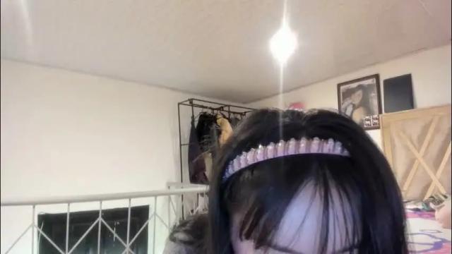 Image 12 of mia_kanee Stream on Chaturbate on 8 days ago
