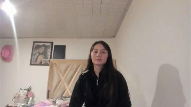 Image 10 of mia_kanee Stream on Chaturbate on 2 days ago