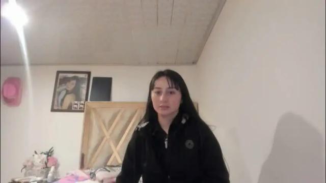 Image 11 of mia_kanee Stream on Chaturbate on 2 days ago
