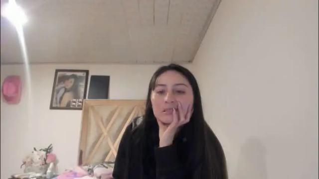Image 12 of mia_kanee Stream on Chaturbate on 2 days ago