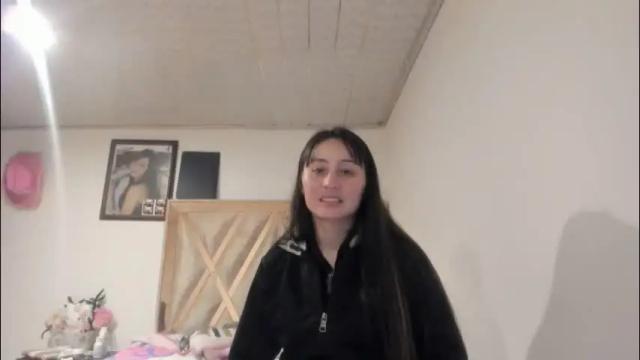 Image 8 of mia_kanee Stream on Chaturbate on 2 days ago