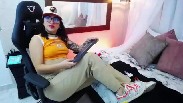 Image 3 of mia_karou Stream on Chaturbate on 20 months ago