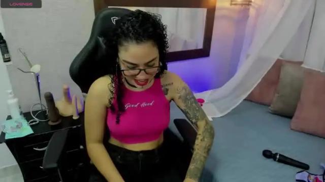 Image 4 of mia_karou Stream on Chaturbate on 20 months ago