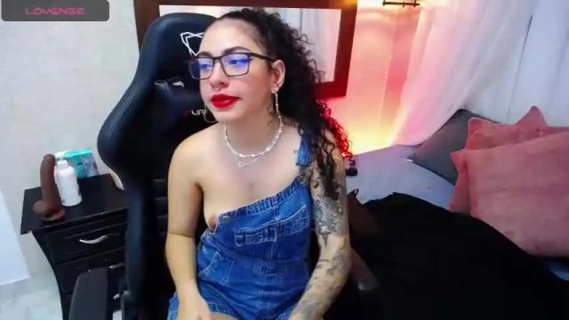 Image 8 of mia_karou Stream on Chaturbate on 20 months ago