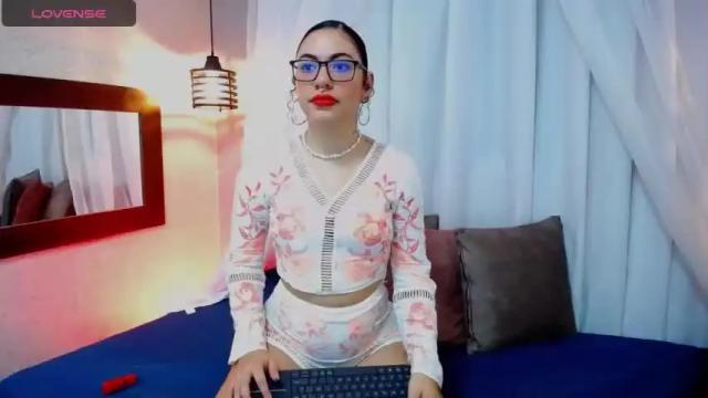 Image 12 of mia_karou Stream on Chaturbate on 20 months ago