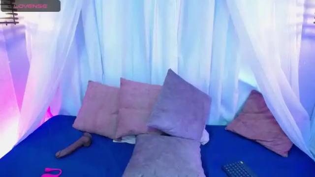 Image 7 of mia_karou Stream on Chaturbate on 20 months ago