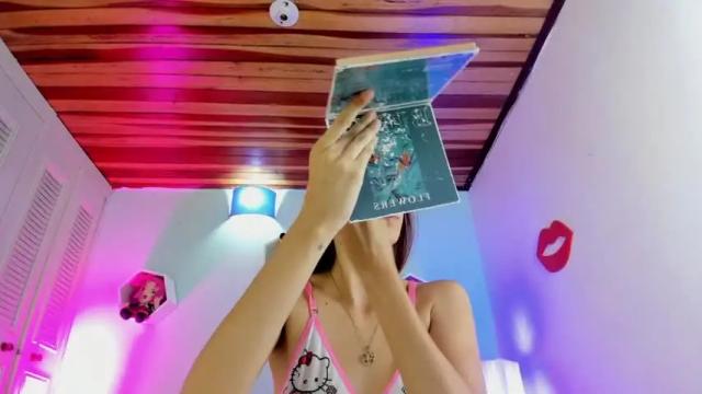 Image 4 of mia_kater Stream on Chaturbate on 17 months ago