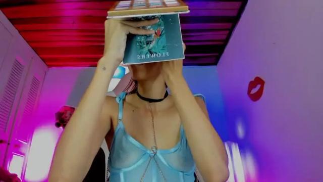 Image 6 of mia_kater Stream on Chaturbate on 16 months ago