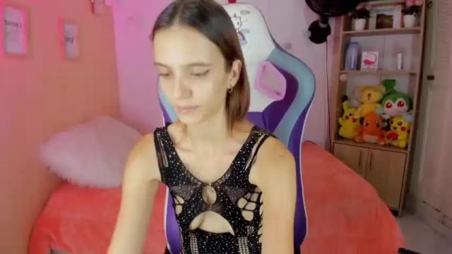 Image 3 of mia_kater Stream on Chaturbate on 14 months ago