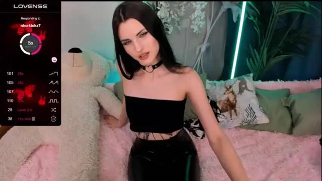 Image 10 of mia_keat Stream on Chaturbate on 18 months ago