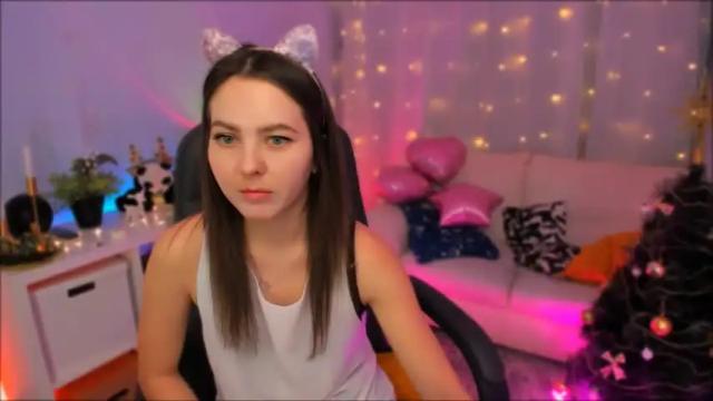 Image 4 of mia_lamberg Stream on Chaturbate on 19 months ago