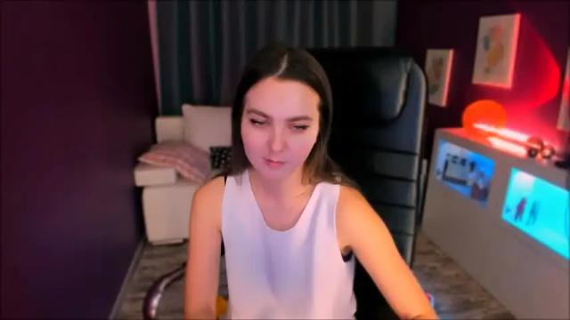 Image 8 of mia_lamberg Stream on Chaturbate on 19 months ago