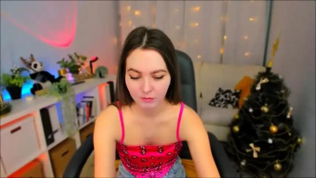 Image 6 of mia_lamberg Stream on Chaturbate on 18 months ago