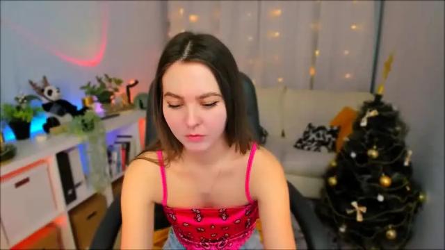 Image 8 of mia_lamberg Stream on Chaturbate on 18 months ago