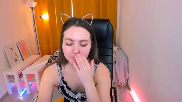 Image 6 of mia_lamberg Stream on Chaturbate on 15 months ago