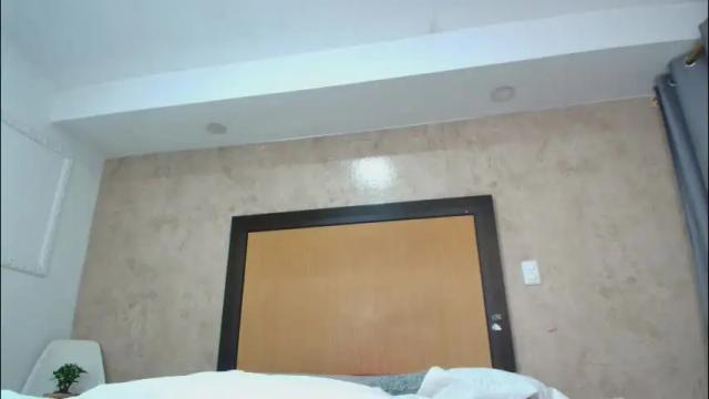 Image 12 of mia_lopez52 Stream on Chaturbate on 28 days ago