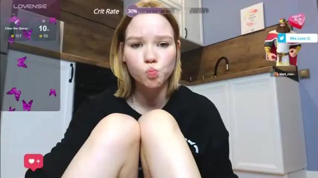 Image 4 of mia_loveu_ Stream on Chaturbate on 14 months ago