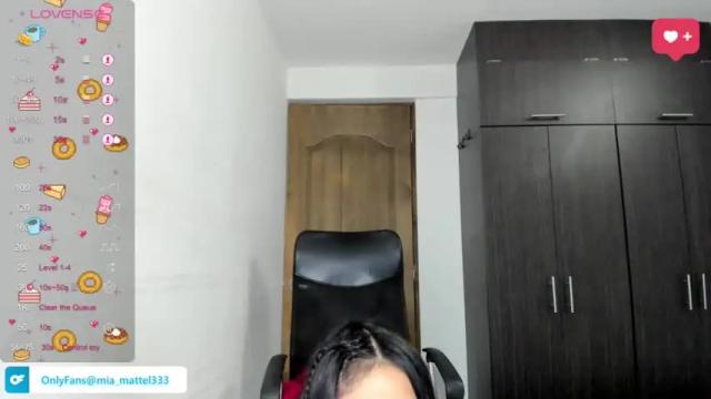 Image 12 of mia_mattel Stream on Chaturbate on 13 months ago