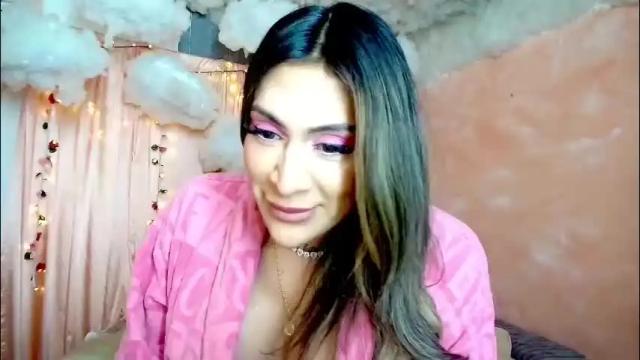 Image 2 of mia_mattel Stream on Chaturbate on 15 days ago