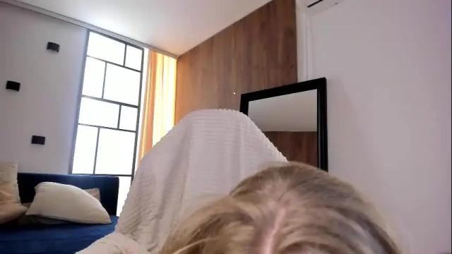 Image 10 of mia_meows Stream on Chaturbate on 25 days ago