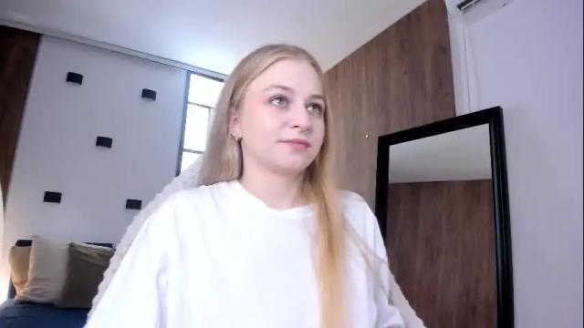 Image 12 of mia_meows Stream on Chaturbate on 23 days ago