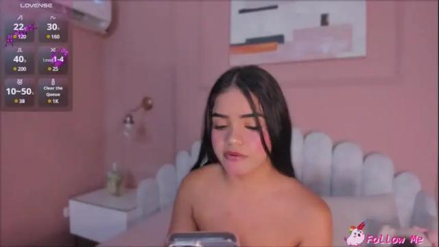 Image 10 of mia_mileer Stream on Chaturbate on 16 days ago