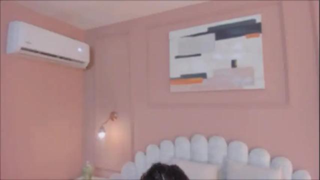 Image 2 of mia_mileer Stream on Chaturbate on 12 days ago