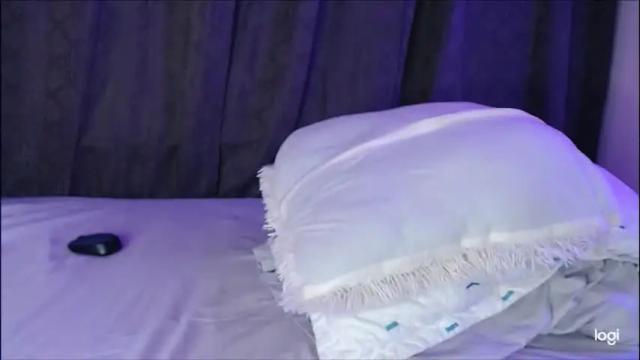 Image 7 of mia_millers2311 Stream on Chaturbate on 1 month ago
