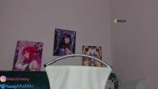 Image 2 of mia_miln Stream on Chaturbate on 21 months ago