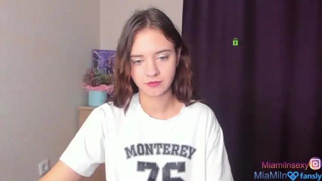 Image 11 of mia_miln Stream on Chaturbate on 19 months ago