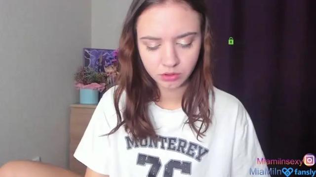 Image 4 of mia_miln Stream on Chaturbate on 19 months ago