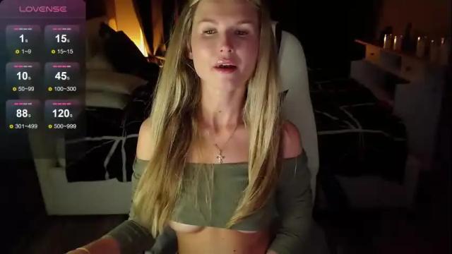 Image 4 of mia_mils Stream on Chaturbate on 4 days ago