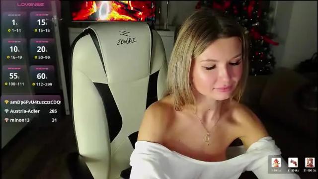 Image 12 of mia_mils Stream on Chaturbate on 9 days ago