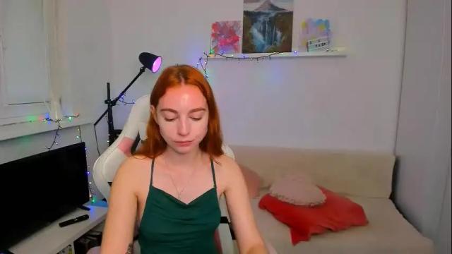 Image 3 of mia_mintz Stream on Chaturbate on 1 month ago