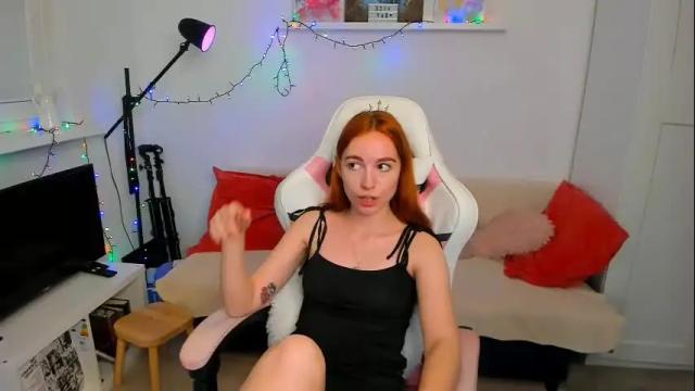 Image 3 of mia_mintz Stream on Chaturbate on 1 month ago