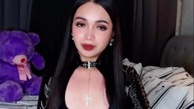 Image 10 of mia_mow Stream on Chaturbate on 2 months ago