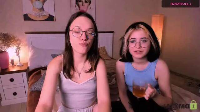 Image 12 of mia_muah Stream on Chaturbate on 21 months ago
