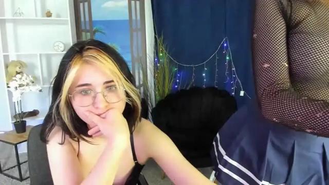 Image 10 of mia_muah Stream on Chaturbate on 20 months ago
