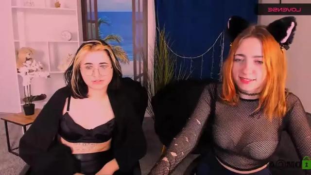 Image 3 of mia_muah Stream on Chaturbate on 20 months ago