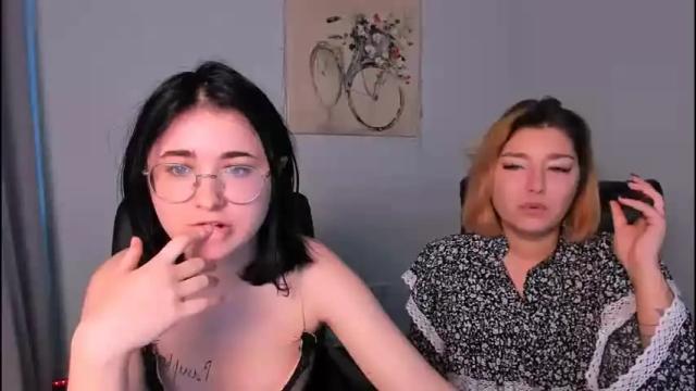 Image 3 of mia_muah Stream on Chaturbate on 19 months ago
