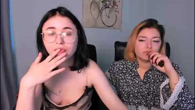Image 7 of mia_muah Stream on Chaturbate on 19 months ago