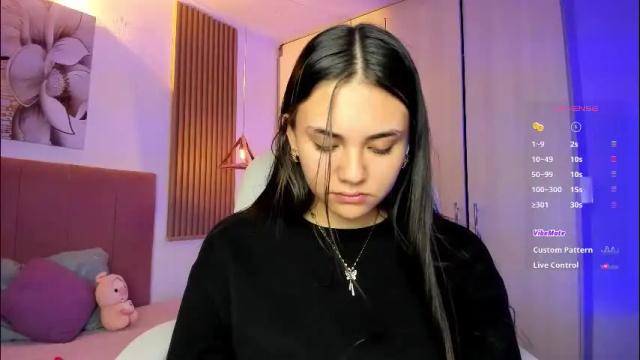 Image 7 of mia_nevaeh Stream on Chaturbate on 1 month ago