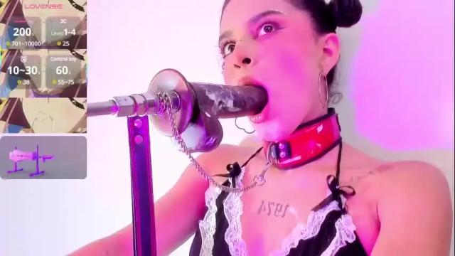 Image 8 of mia_novoa_1 Stream on Chaturbate on 9 days ago