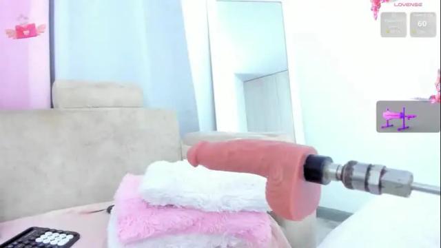 Image 11 of mia_parkers_love Stream on Chaturbate on 3 months ago
