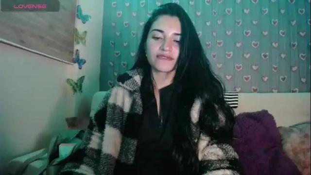 Image 2 of mia_petitebaby Stream on Chaturbate on 18 hours ago