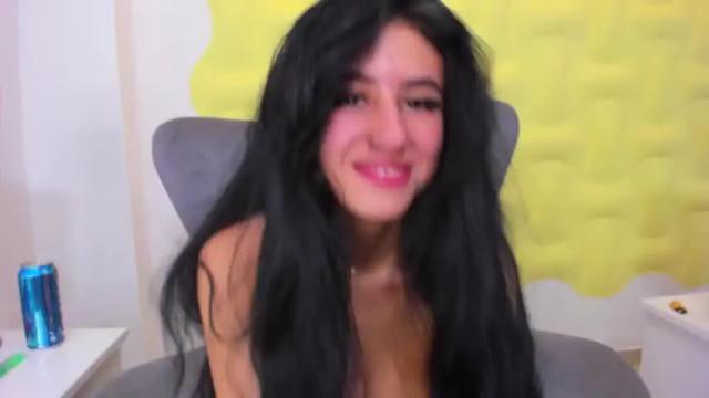 Image 4 of mia_ramirezx Stream on Chaturbate on 18 months ago