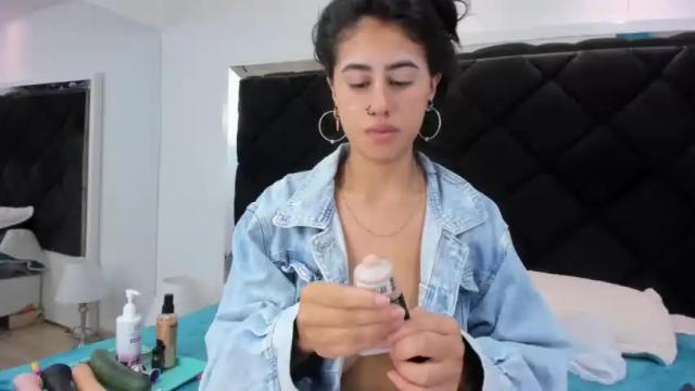 Thumbnail 2, mia_ramirezx's Stream at Chaturbate, 17 months ago