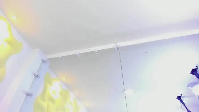 Image 4 of mia_ramirezx Stream on Chaturbate on 17 months ago